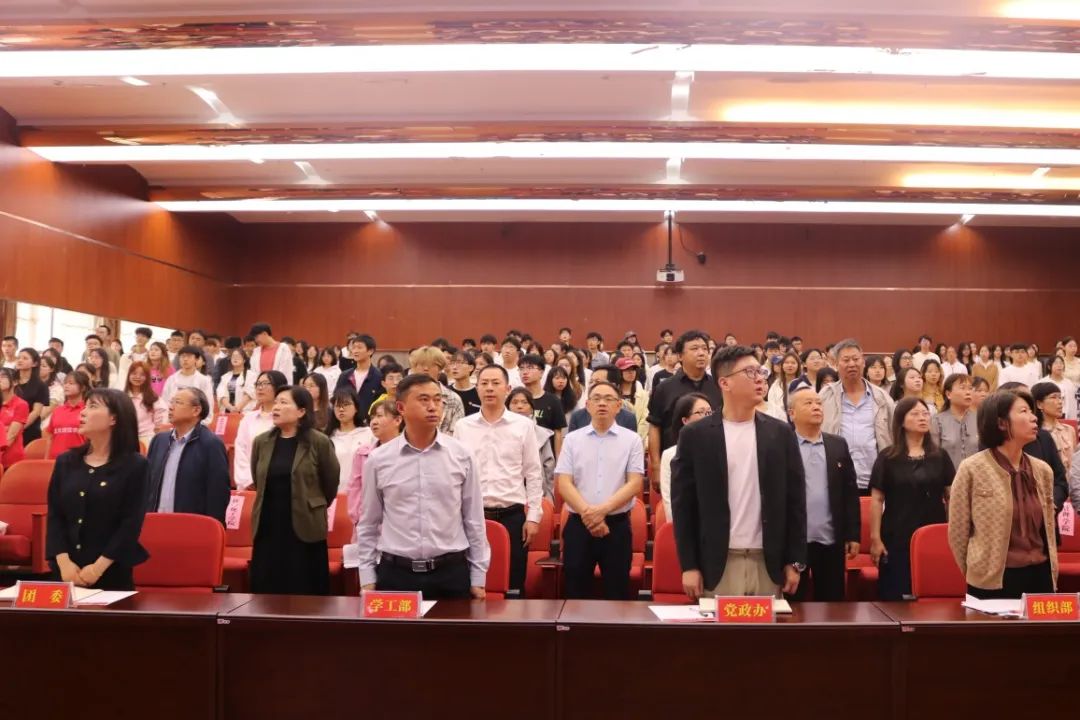 0a4c4f82eaf4d109677f51ea3f80933.jpg 0a4c4f82eaf4d109677f51ea3f80933.jpg