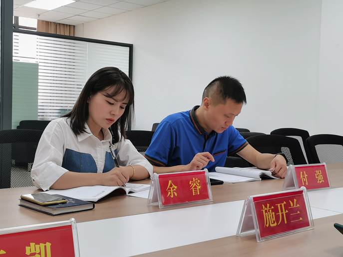 38ce6086cc6492c9589bda2f3e10bf6 38ce6086cc6492c9589bda2f3e10bf6