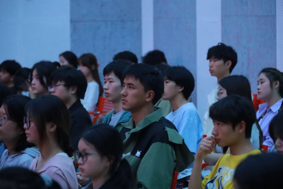 d4106024ae5f88f7f969591cd9b33c8.jpg d4106024ae5f88f7f969591cd9b33c8.jpg