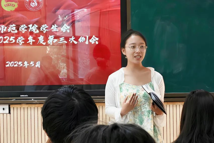 44dd47fe016c18c6a623da6f60c7bb2c.jpg 44dd47fe016c18c6a623da6f60c7bb2c.jpg